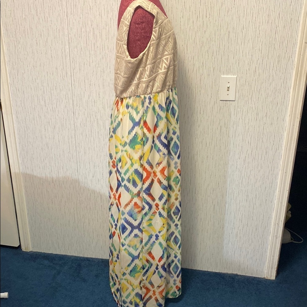 Luxology Sz Large Blue Multi Geo Graphic Maxi Dress & Flowing Silhouette Design - Picture 5 of 10